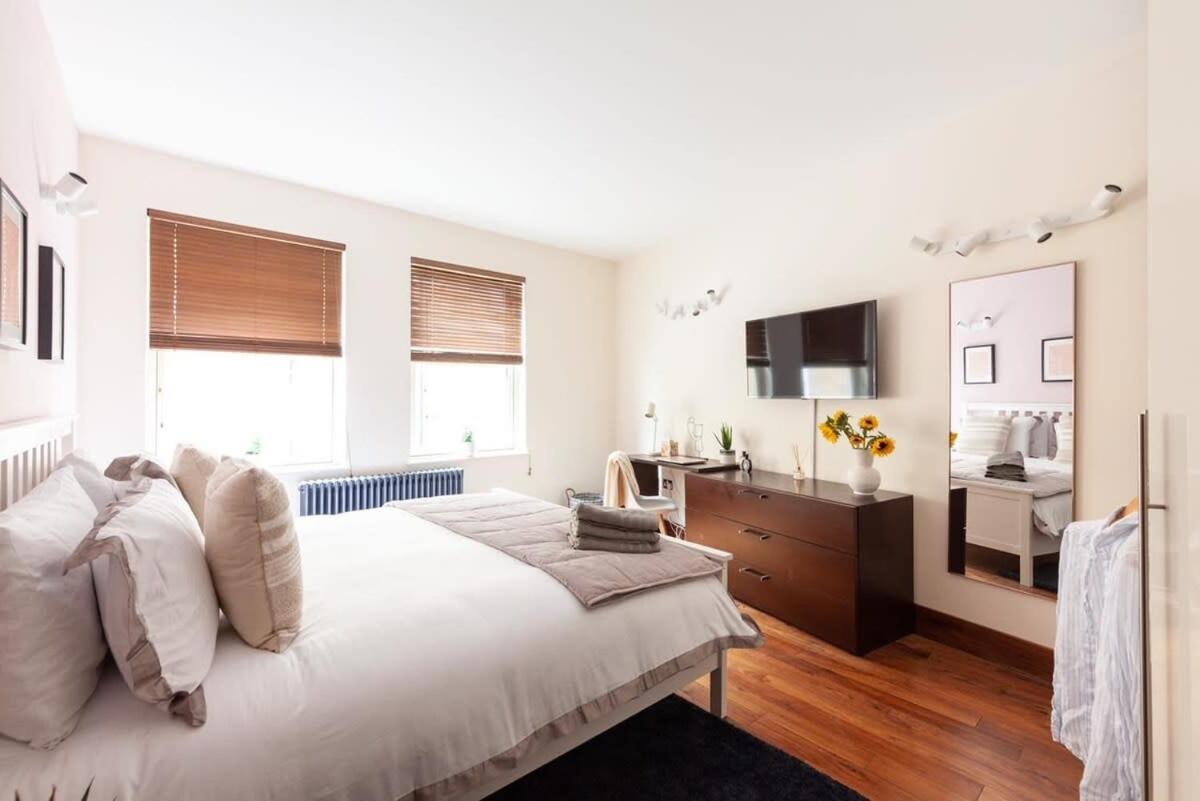 Modern And Comfortable Air-conditioned 2br Flat Appartement Londres
